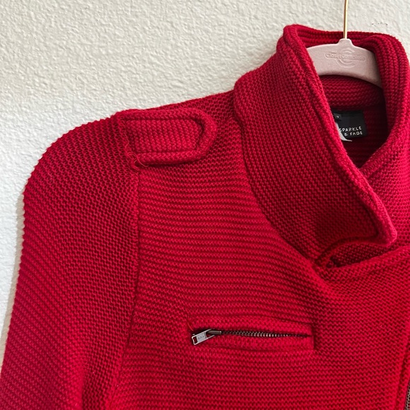 Red sweater motor jacket - Picture 6 of 10
